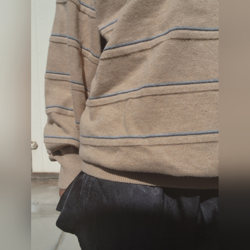 Oversized sweater - Picture 2 of 3